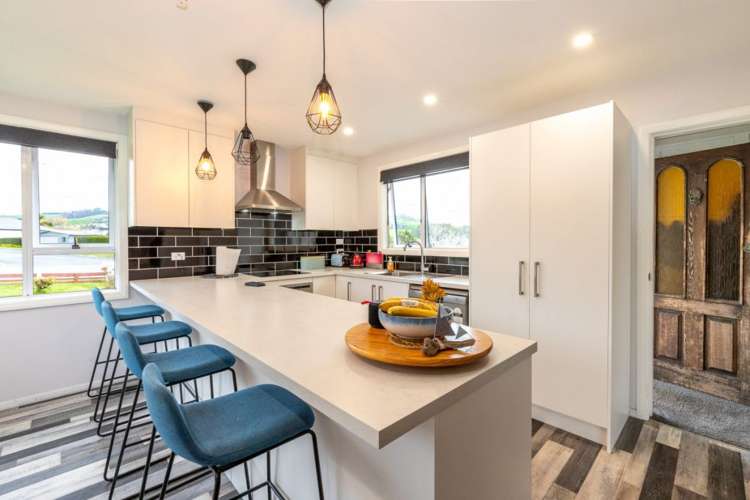 68 Waldron Crescent Green Island_6