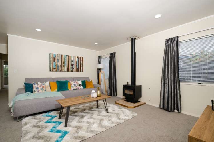 17a Te Atatu Road Te Atatu South_11