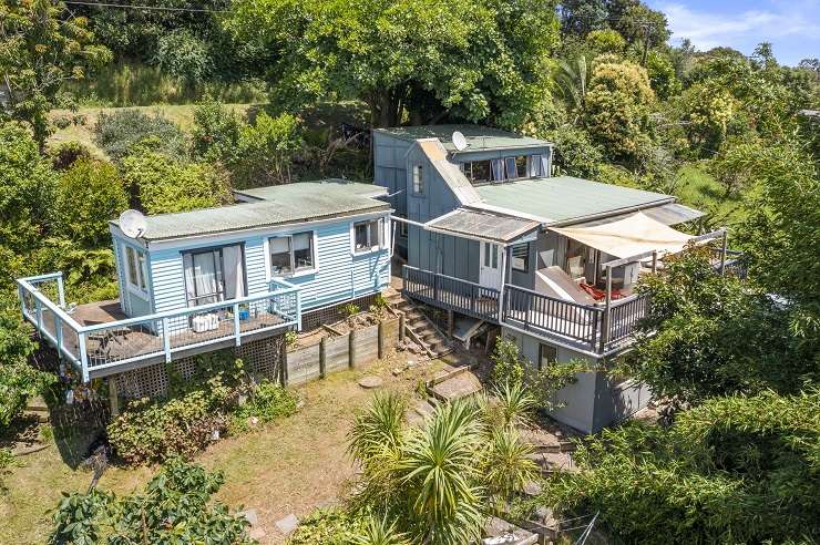 Okoka Road, Omiha, Waiheke Island