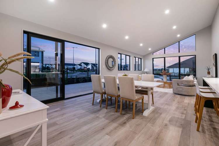 21 Spars Road Wainui_10