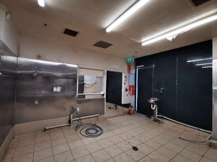 11/62-78 Hurstmere Road Takapuna_4