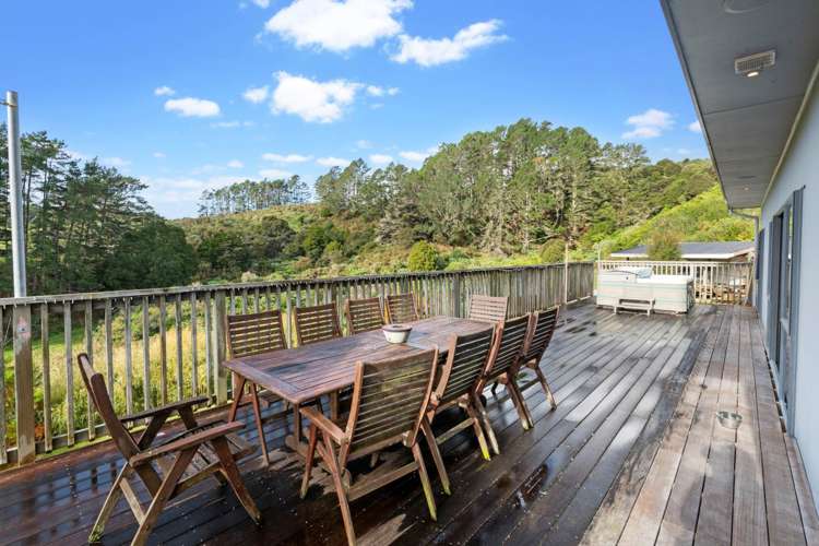 877 Weranui Road Wainui_21