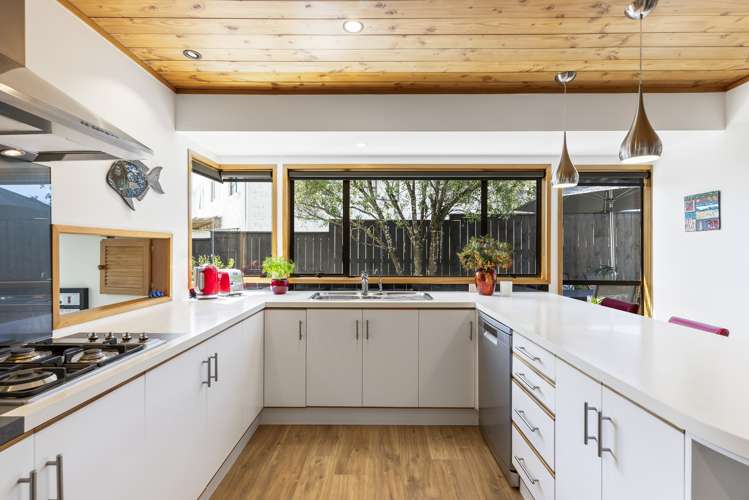 98 Bleakhouse Road Howick_14