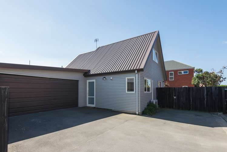 523d Saint Asaph Street Phillipstown_16