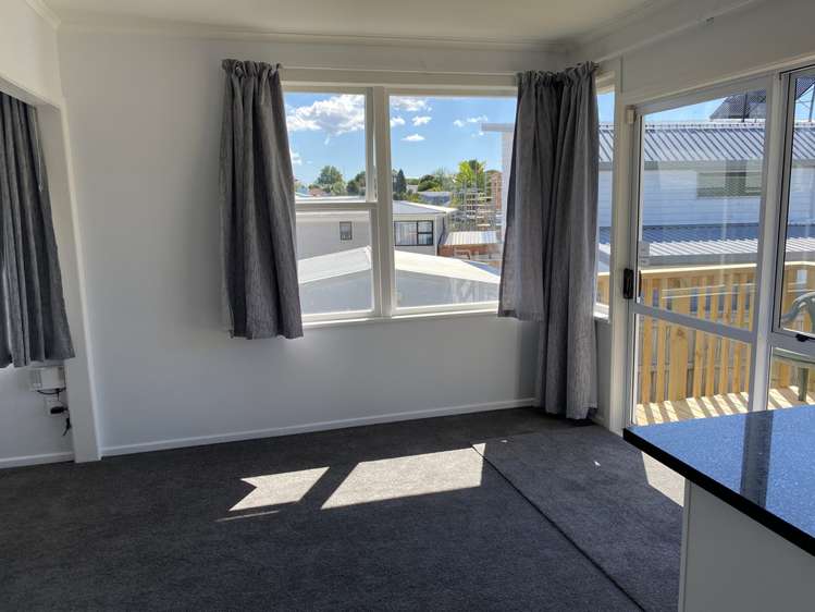 1 Graham Avenue Te Atatu Peninsula_6