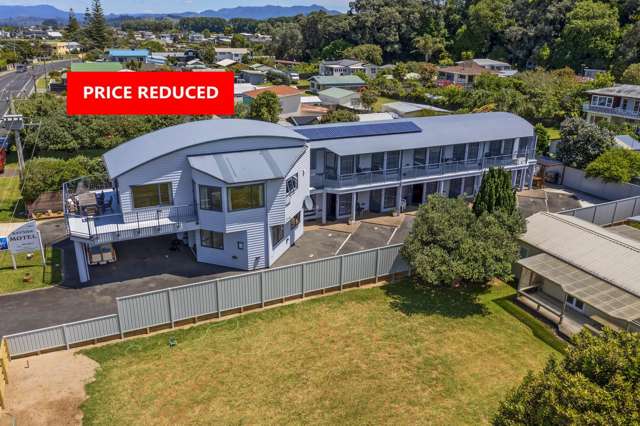 PRICE REDUCED - FHGC MODERN BEACH-STRIP MOTEL