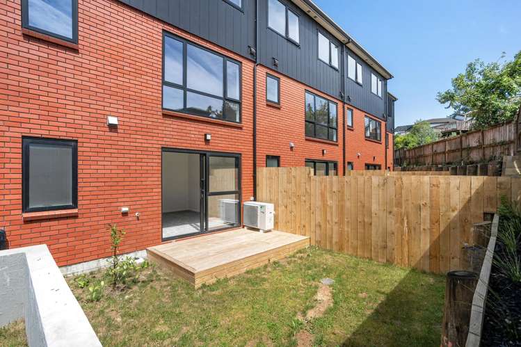 9/26 Morton Avenue Forrest Hill_23