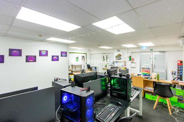 1B/34 Barrys Point Road Takapuna_2
