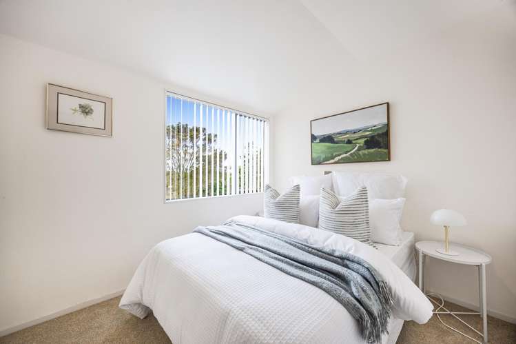 10B Elliston Crescent Stanmore Bay_11