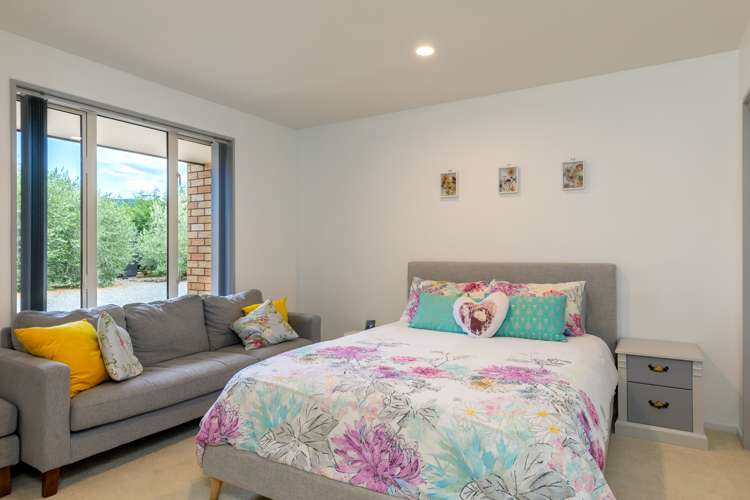 6 Cooper Street Wairau Valley_23