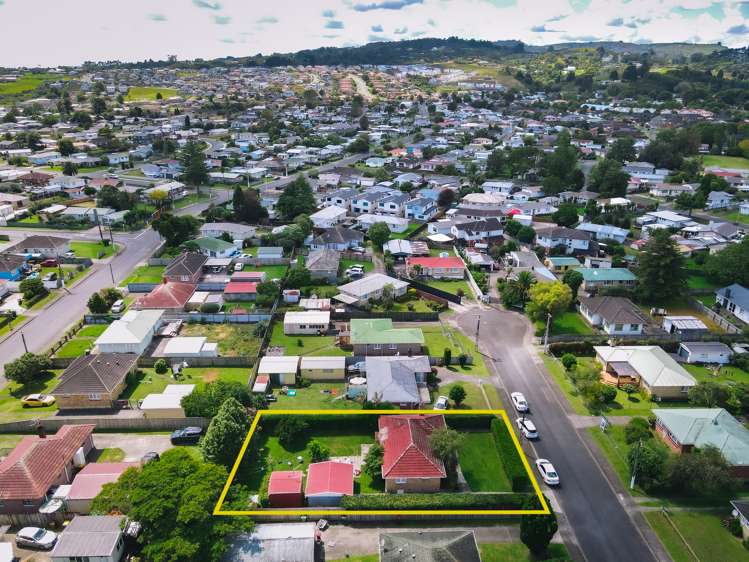 8 Kerry Place Papakura_13