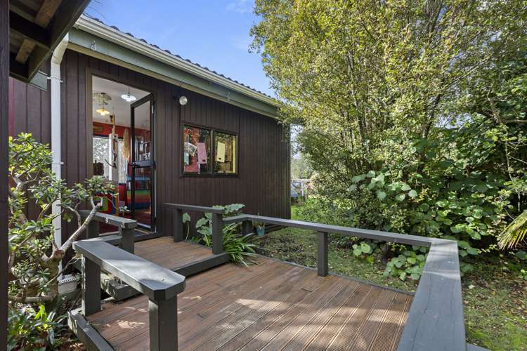 9 Warden Place Mangere Bridge_18