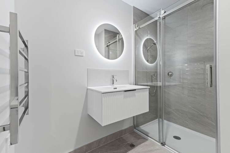 27 Te Ara Wai Mangere East_7