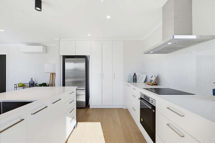 31 Whitehall Drive Springlands_7