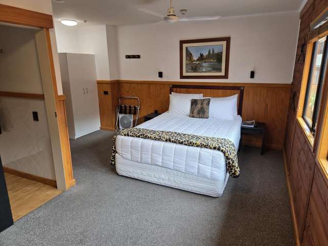 100 Lake Terrace Taupo_2