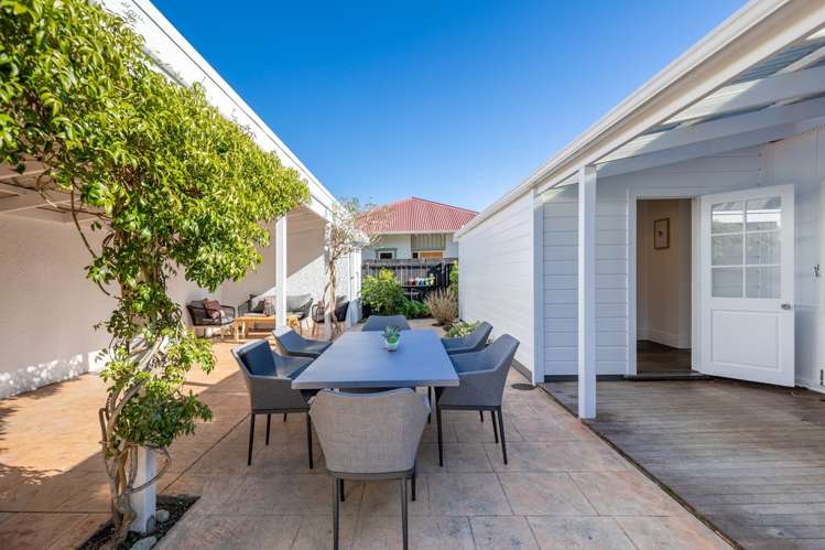 256 Bridge Street The Wood_17