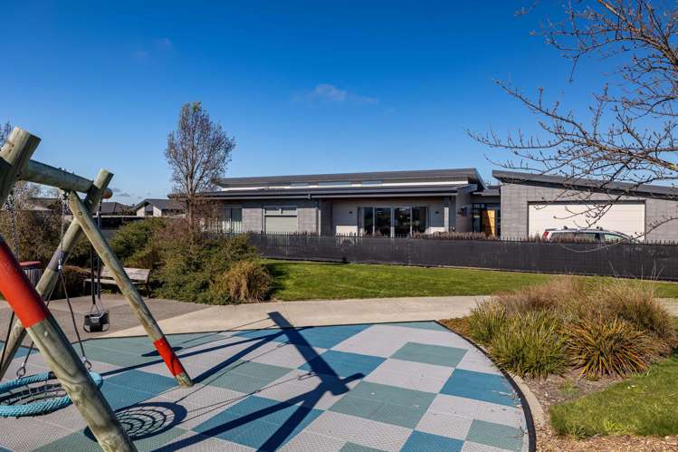 39 Blunden Road Lincoln_21