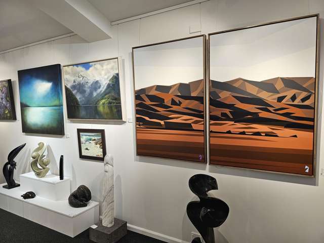 Windsor Gallery & Picture Framing Phillipstown_3