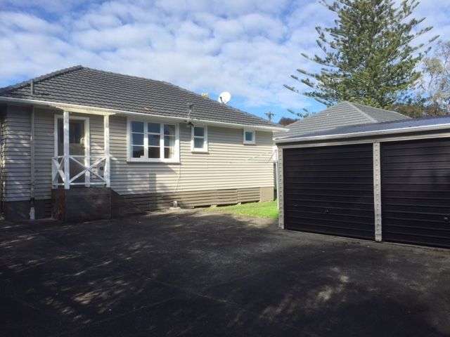 1/54 Gloria Avenue Te Atatu Peninsula_3