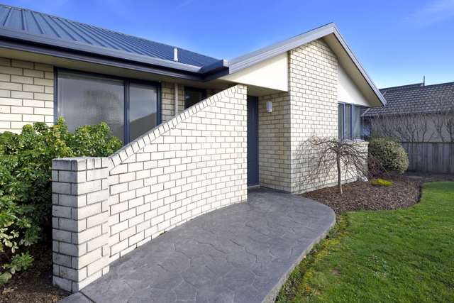 14 Otia Drive Richmond_1