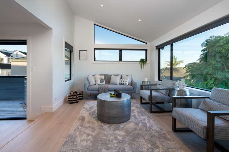 1/8 Clifton Road Waiake_14