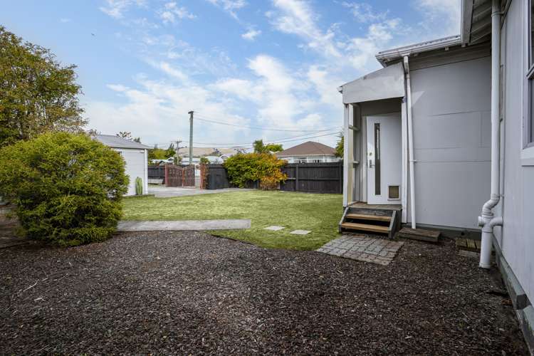 13 Dampier Street Woolston_9