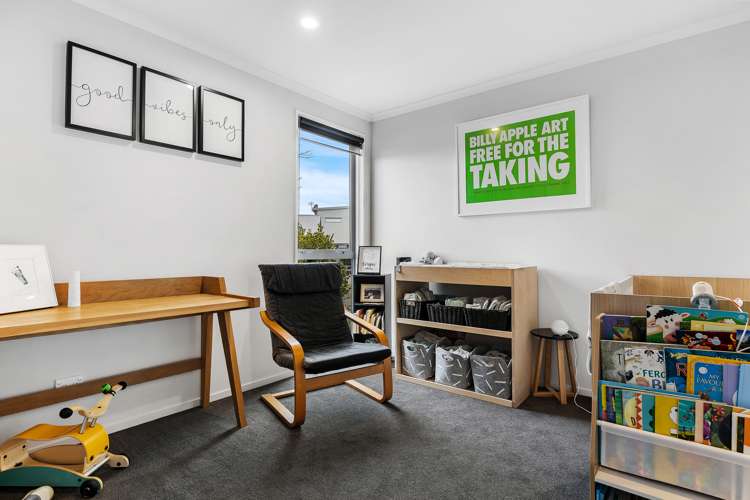 15 Tippet Crescent Wigram_6