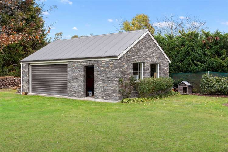 43 Mount Thomas Road Fernside_16