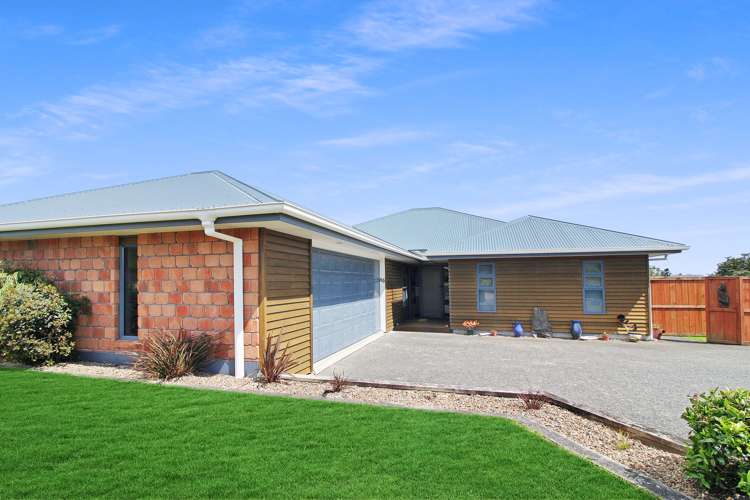 53 Karamea Street Whalers Gate_0