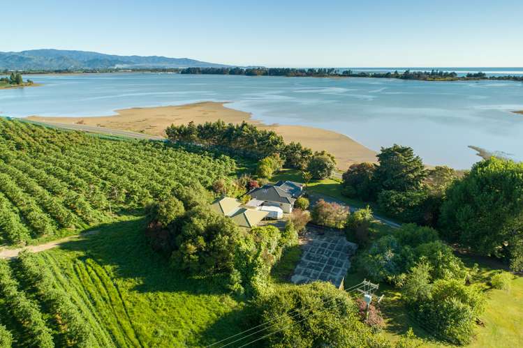 2201 The Coastal Highway Tasman_5