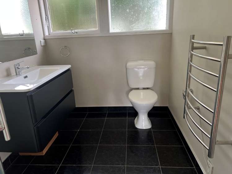 60 Erima Avenue Point England_17