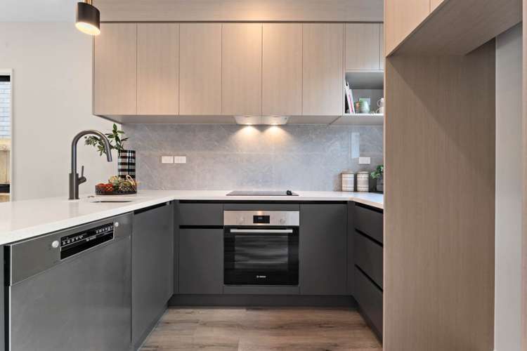 133B Riverpark Crescent Henderson_7