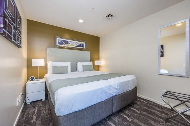 1909/10 Waterloo Quadrant Auckland Central_4