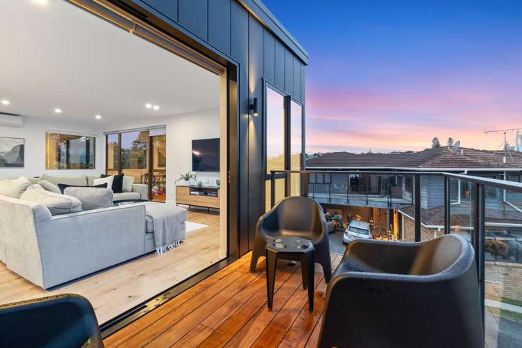 32 Seacliffe Road Hillsborough_19