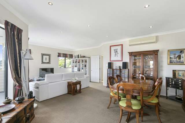 86 Cypress Drive Maungaraki_2