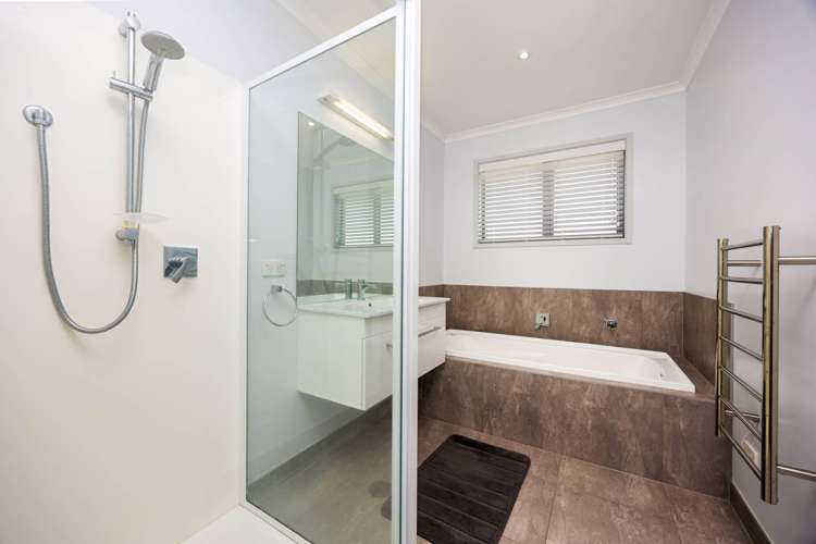 7 Te Puru Drive Maraetai_17