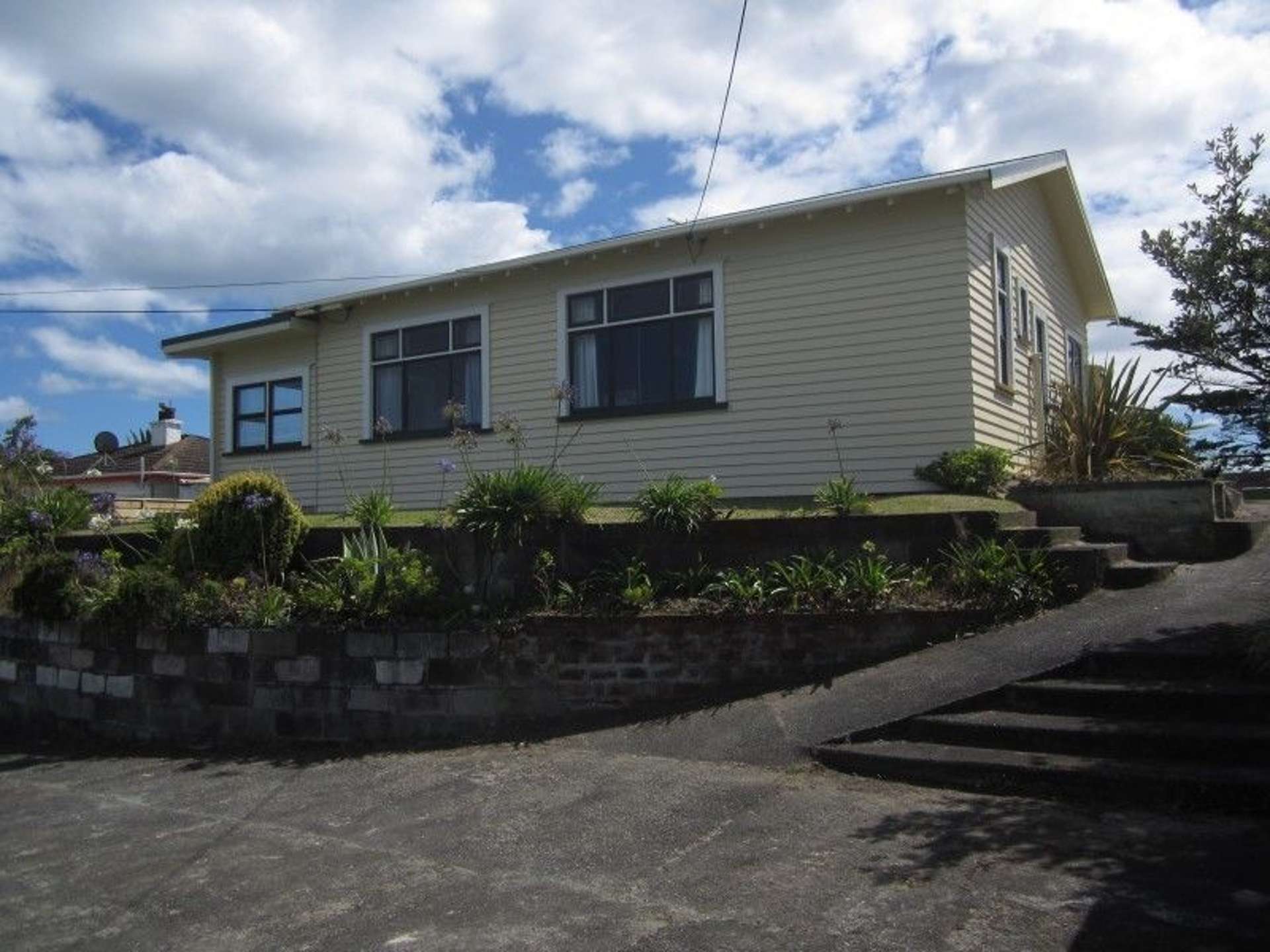 654 Waitarere Beach Road Waitarere Beach_0