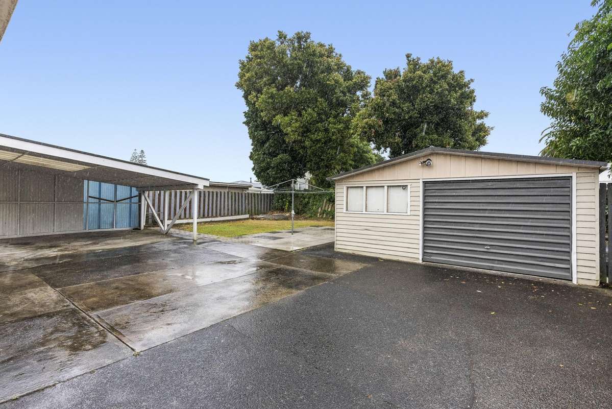 129 Rowandale Avenue_3