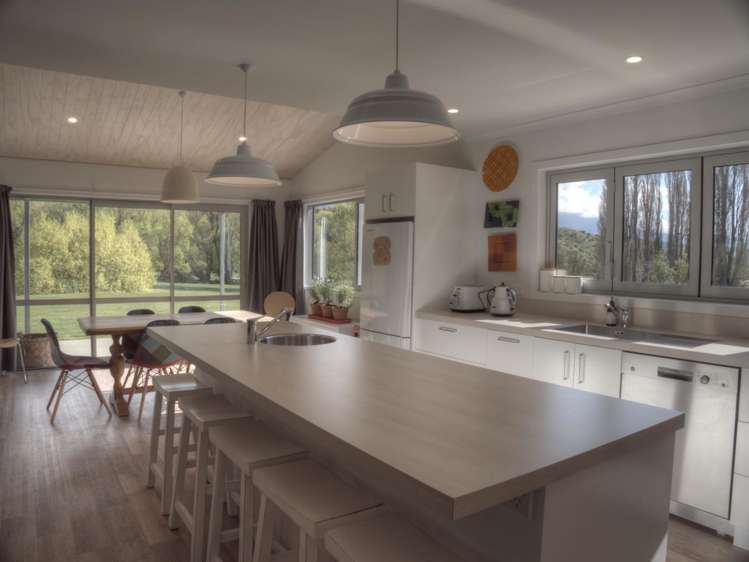 155 Heaney Road Cromwell_11