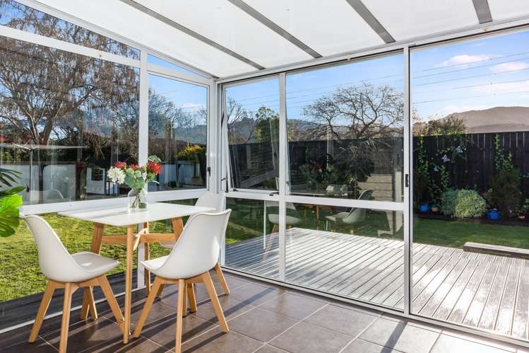 12a Heretaunga Square Silverstream_12