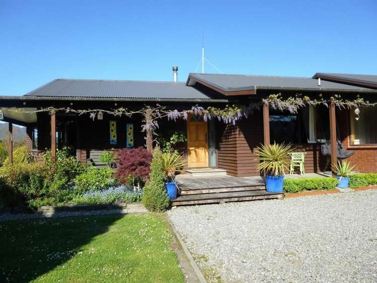 139 Taylorville Road Coal Creek_1