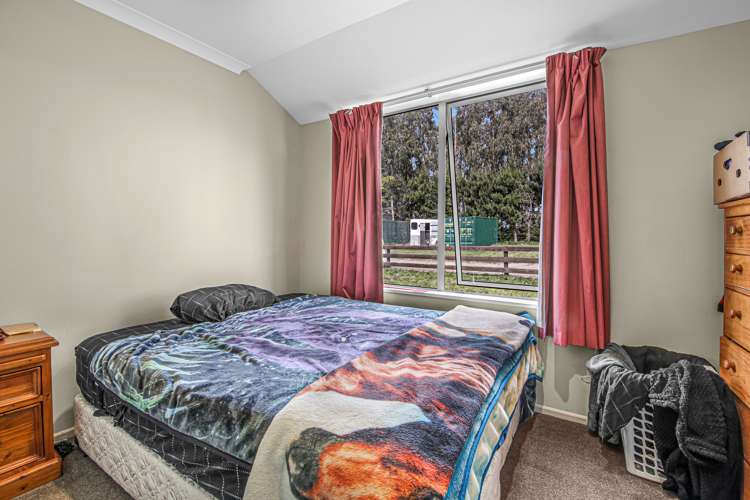 755 Mount Thomas Road Fernside_14