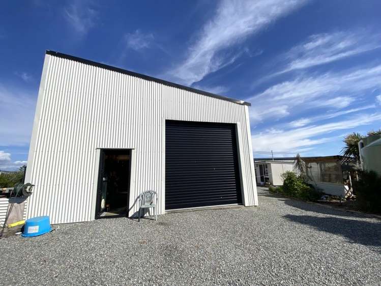 8 Greyhound Road Hokitika_17