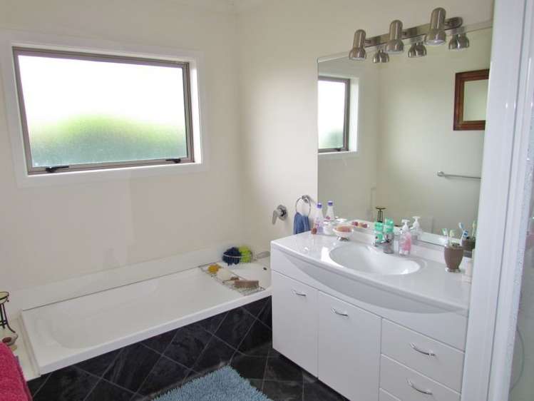 47 Solway Crescent Solway_12