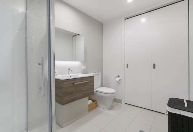 209/8 Waikumete Road Glen Eden_3