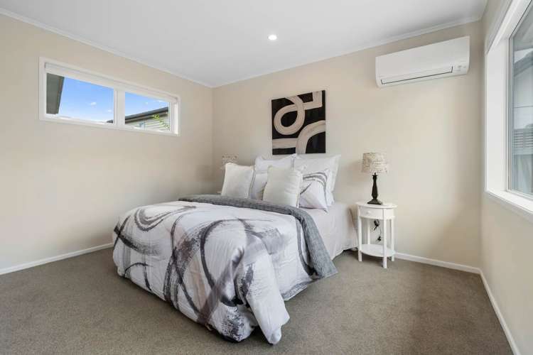 50 Sorrel Crescent Bucklands Beach_15
