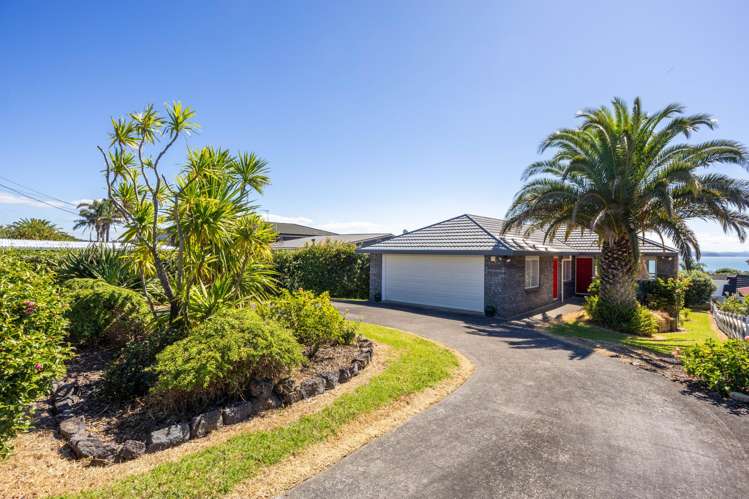1342 Whangaparaoa Road_3