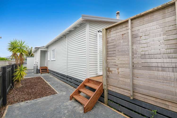49a Parakai Avenue Helensville_24