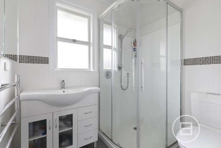 260 Hepburn Road Glendene_6