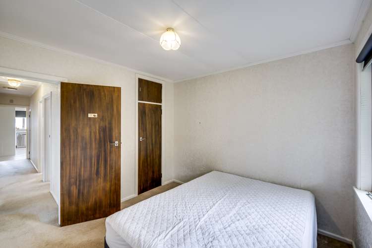 14 Dolbel Street Taradale_13